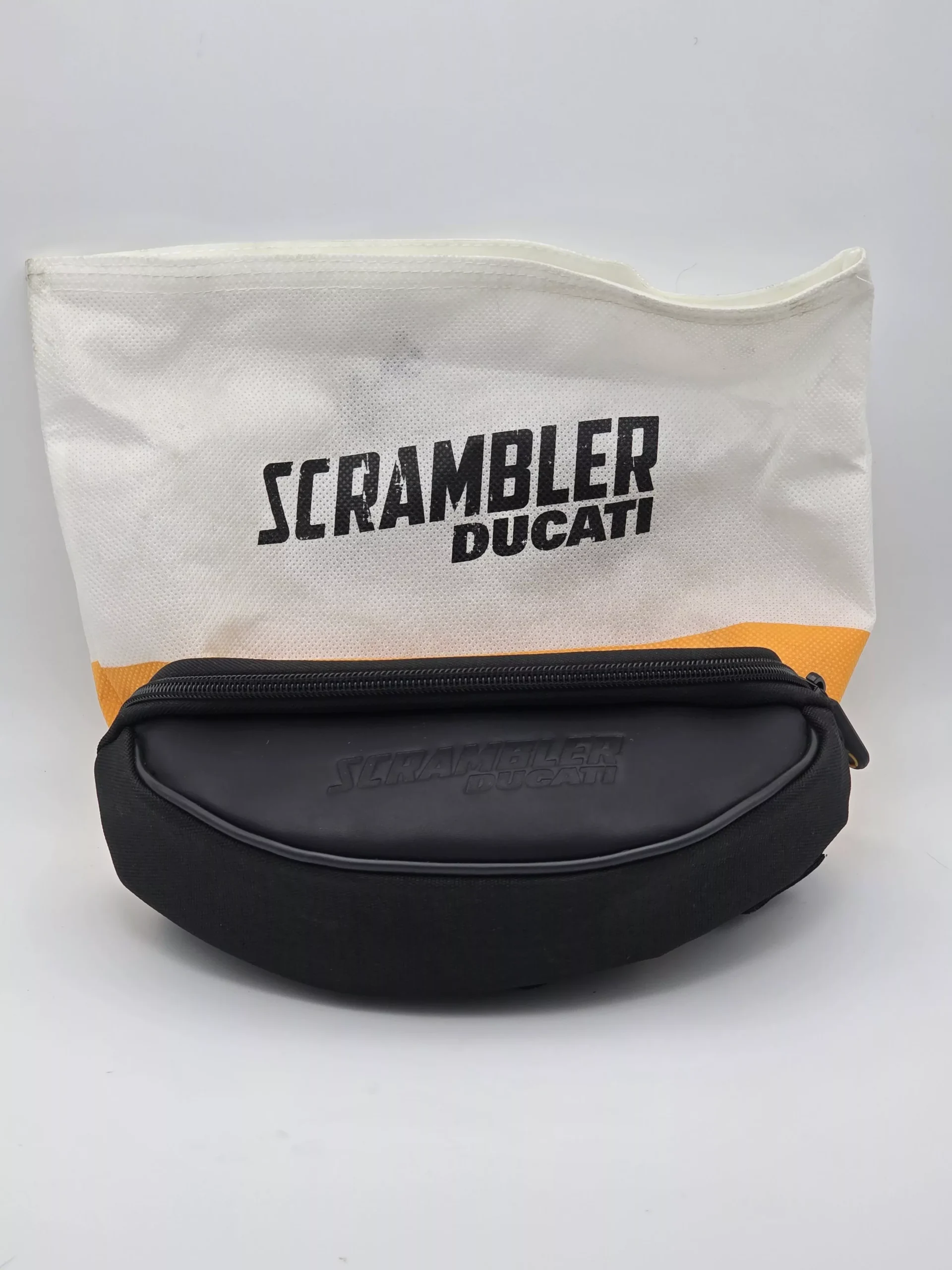 Ducati Scrambler Handlebar Bag Urban Classic (Open-Box)