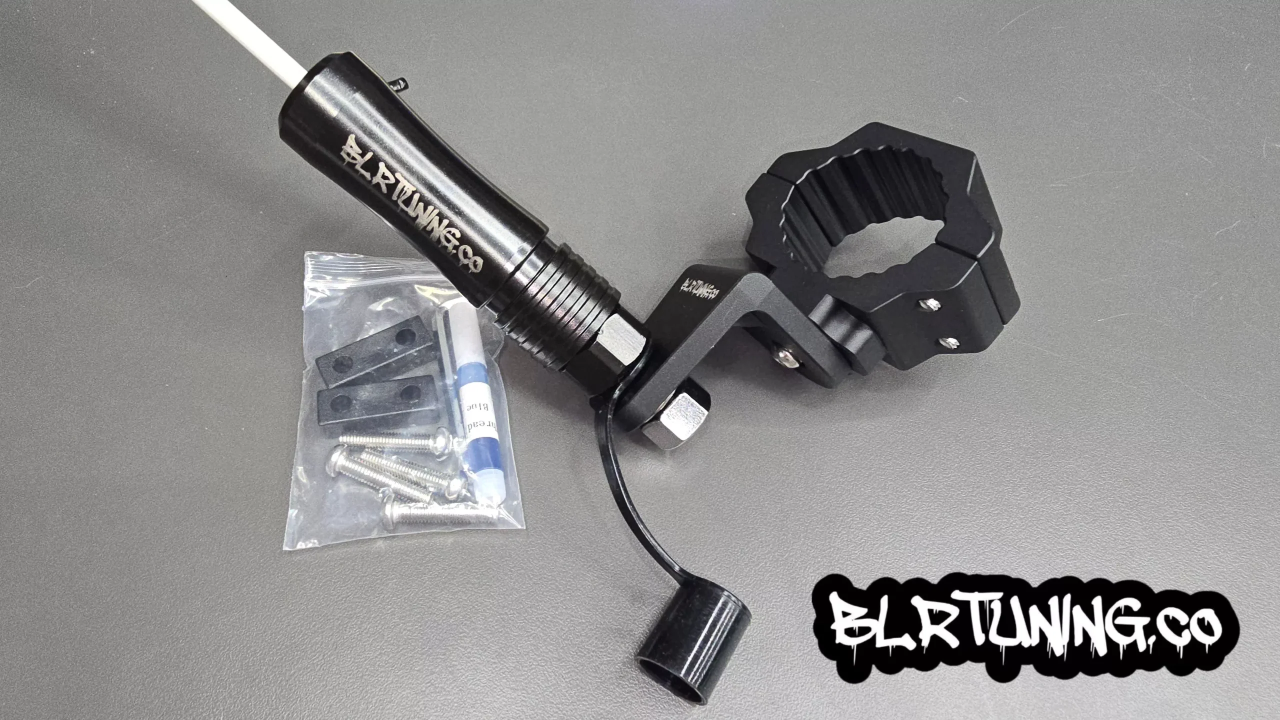 FLAGPOLE QUICK RELEASE AND ROLL CAGE MOUNTING BRACKET FITS 1/4 OR 5/16 FLAGPOLE AND FITS 1.6 TO 2 inch ROLL CAGE