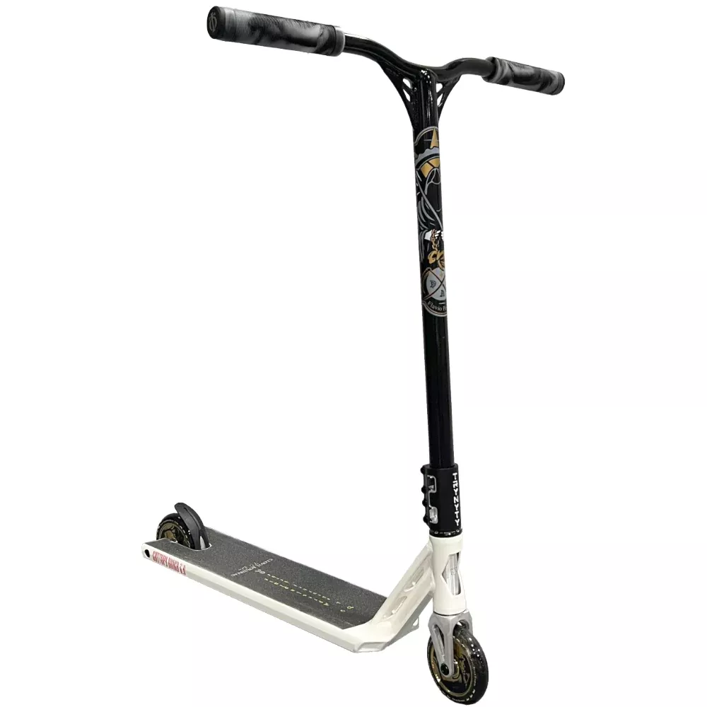 Fuzion Reaper Black White - Custom Scooter