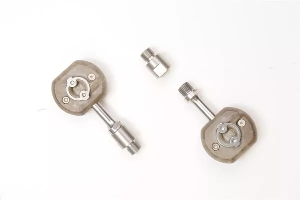 KneesaversPedal Adapters for Stationary and Spin Bikes