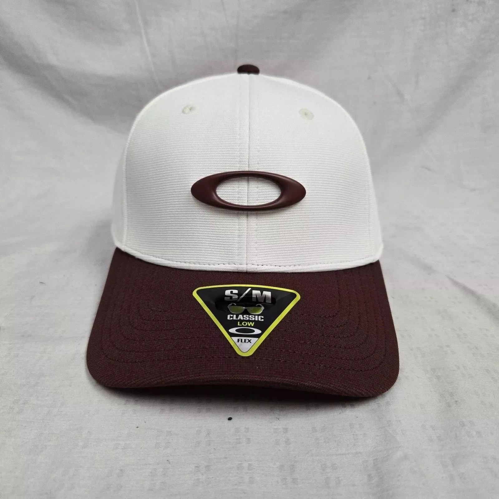 Oakley Tincan Hat *DISPLAY*