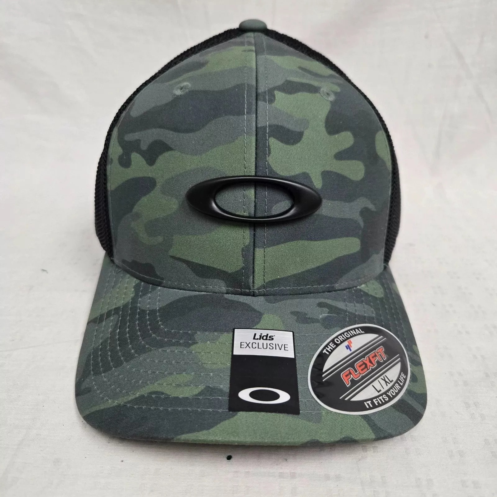 Oakley Tincan Mesh Back Hat