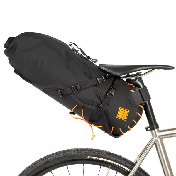 Restrap Saddle Bag 18L – Black/Orange