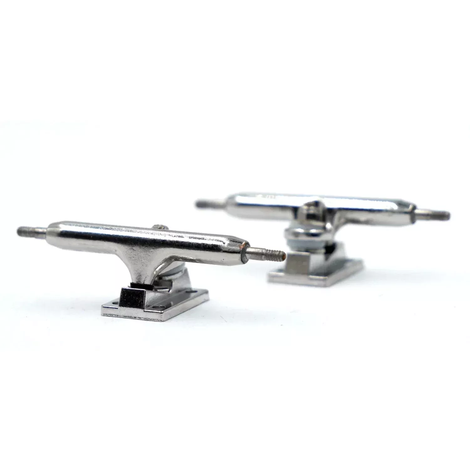 Slushcult Those Trucks V2 Fingerboard Trucks Silver