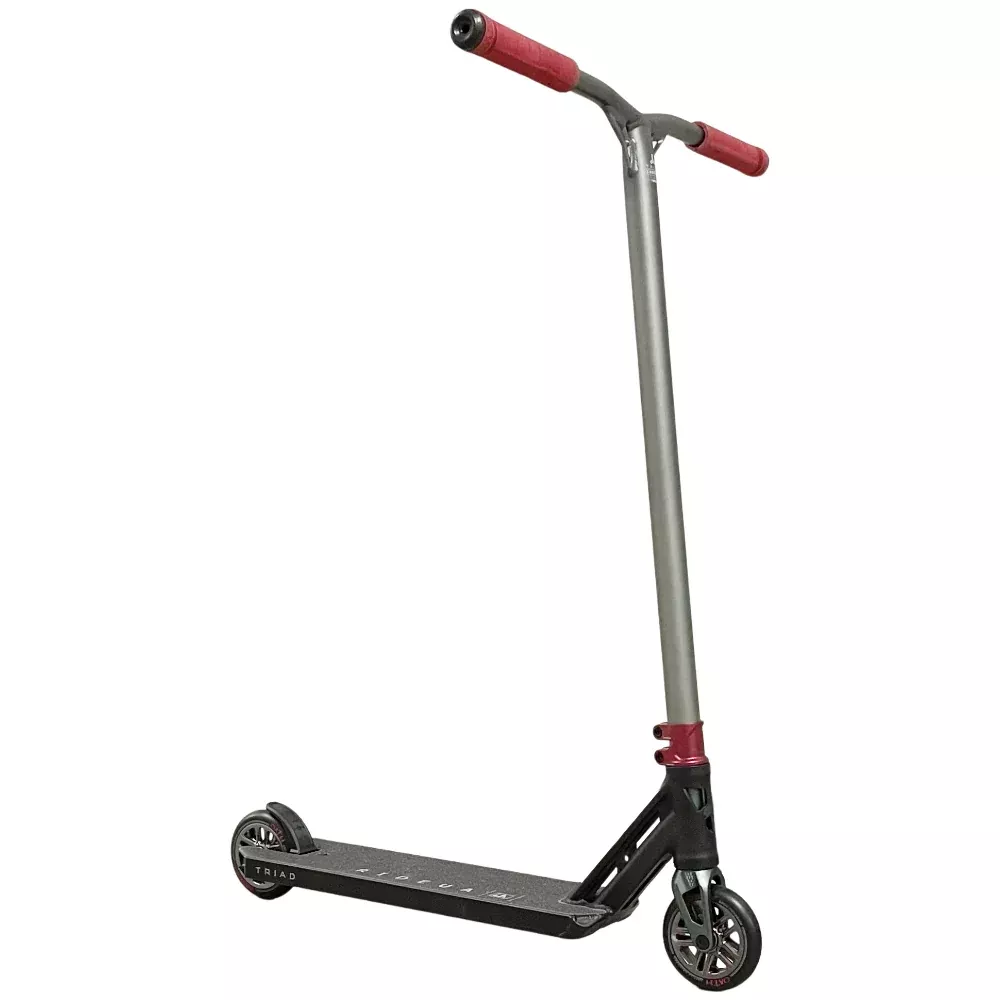 Triad Park Custom Pro Scooter Black / Red