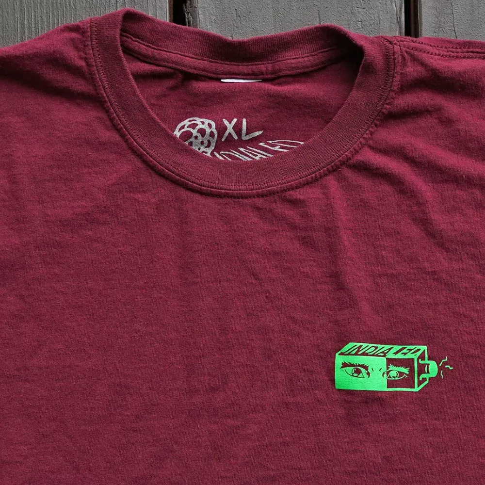 Undialed Recharge Maroon Tee - Shirt