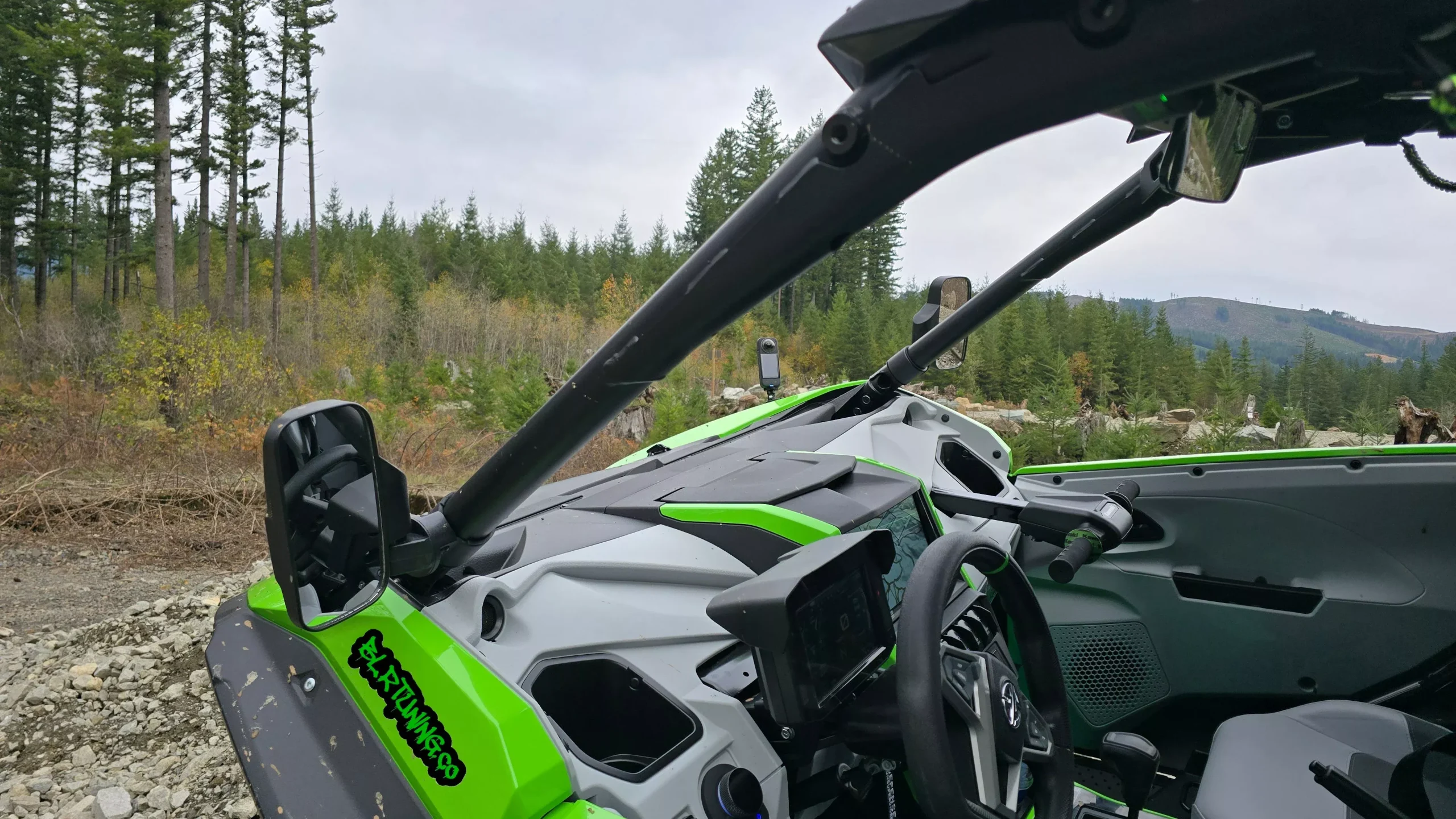 UTV MIRRORS - REAR VIEW MIRROR AND SIDE MIRRORS - LIGHTWEIGHT - WIDE FIELD OF VIEW - UNIVERSAL FITMENT - 1.6 in to 2 in ROLL CAGE MOUNTED